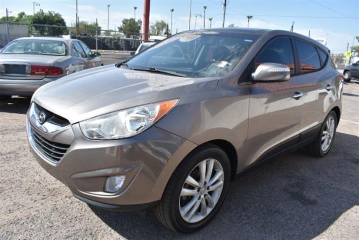 $8995 : 2012 Tucson Limited 2WD image 1