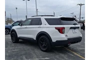 $39360 : Ford Explorer 2023 AWD Timbe thumbnail