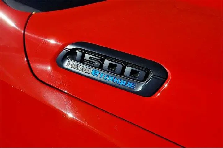 $33833 : Ram 1500 2024 4x4 Tradesman image 5