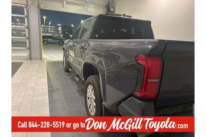 $32690 : Toyota Tacoma 2024 4x2 SR5 4 image 6