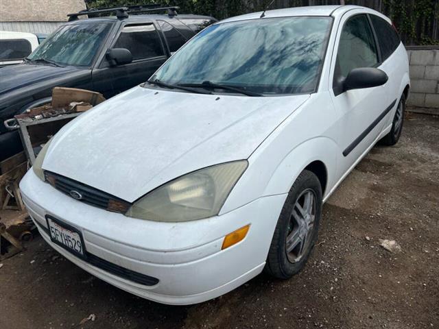 $4900 : 2003 Focus ZX3 image 1