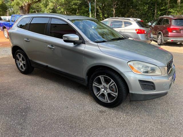 $8999 : 2011 XC60 T6 image 4