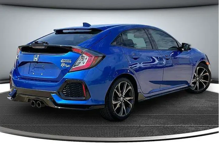 $20000 : Honda Civic 2018 Sport Touri image 6