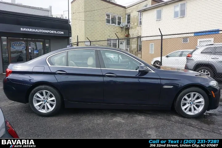 $12895 : 2016 5 Series 4dr Sdn 528i xD image 8