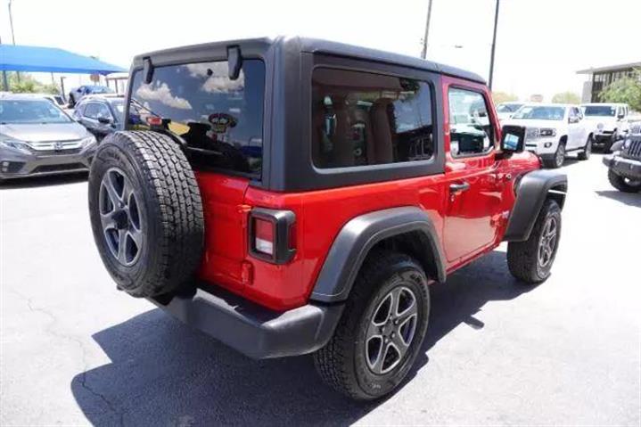 $41995 : Pre-Owned 2019 Wrangler Sport image 6