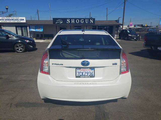 $12995 : 2013 Prius Four image 9