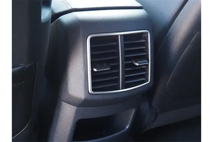 $31588 : Kia Sportage Plug-In Hybrid image 9