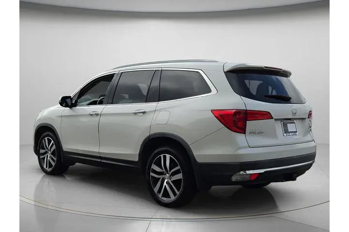 $16591 : Honda Pilot 2017 AWD Touring image 4
