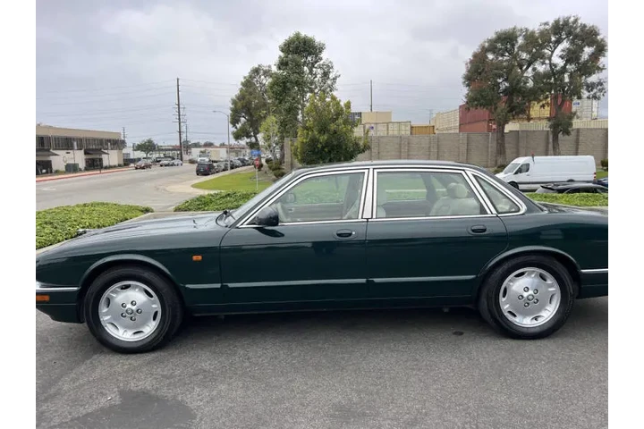 $8500 : 1995 XJ-Series XJ6 image 3