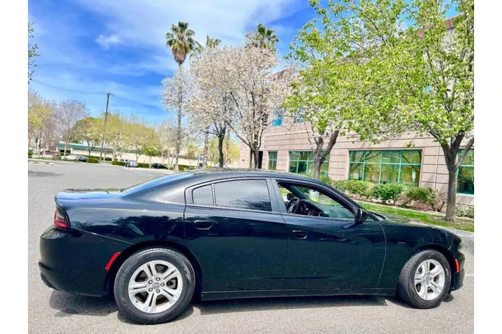 $20995 : 2021 Charger SXT image 9