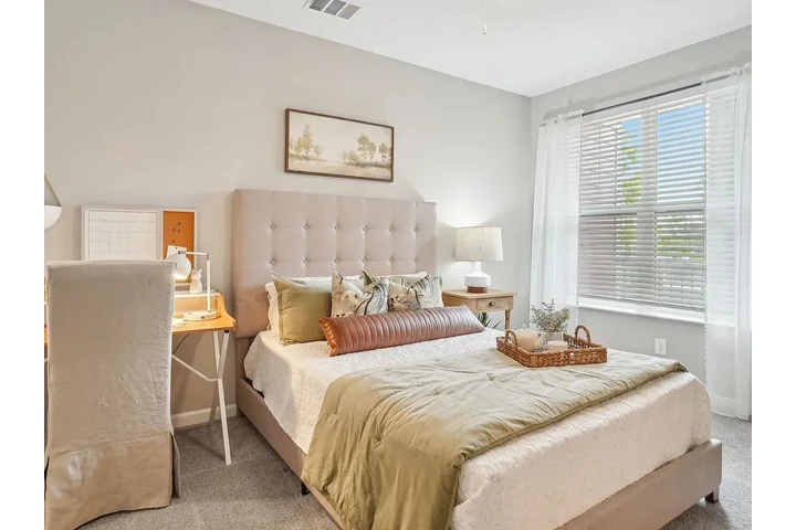 $1300 : A Great House image 8