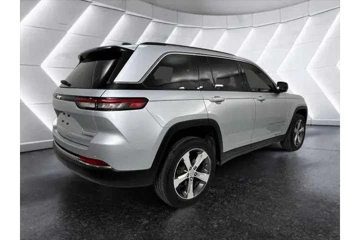 $28991 : Jeep Grand Cherokee 2022 4x2 image 4