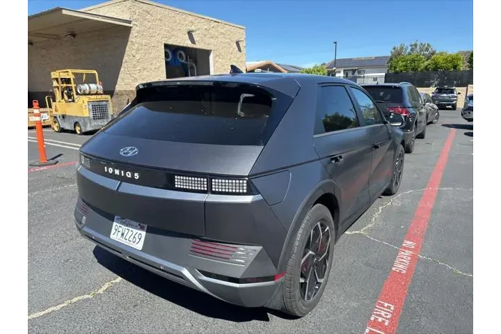 $27995 : Hyundai IONIQ 5 2023 SEL 4dr image 3