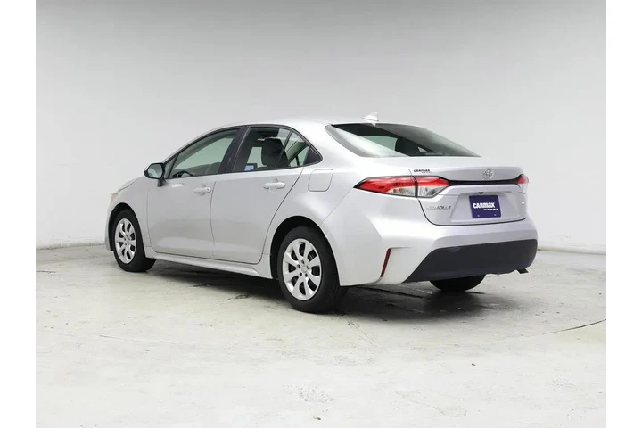 $19998 : Toyota Corolla 2024 LE 4dr S image 2