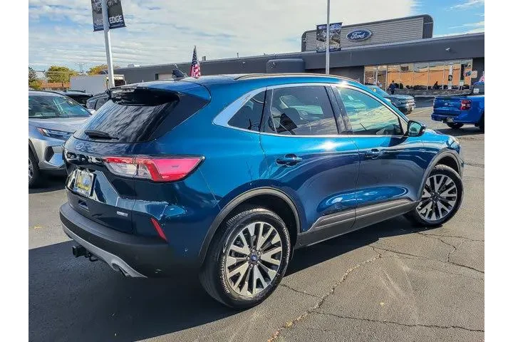 $23890 : Ford Escape 2020 AWD Titaniu image 8