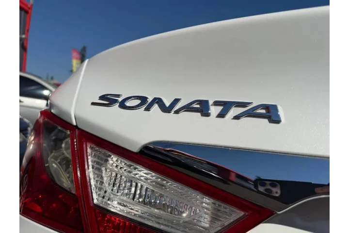 $7995 : 2012 Sonata Limited image 8