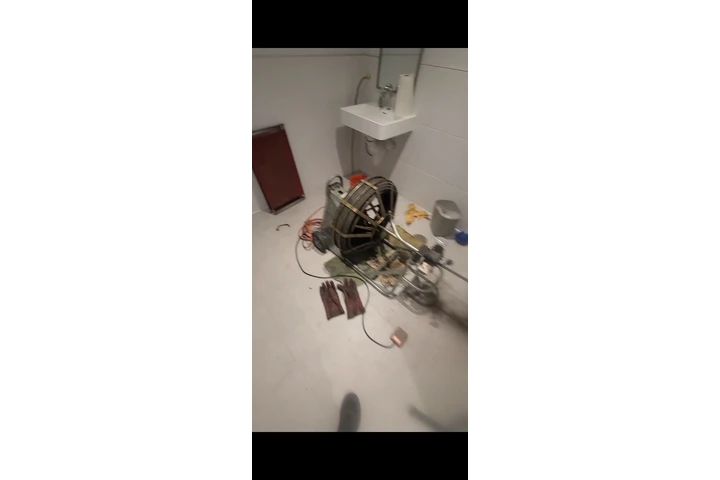 Destapado de drenajes plomeria image 3