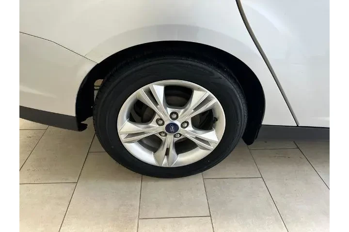 $7889 : Ford Focus 2014 SE 4dr Sedan image 8