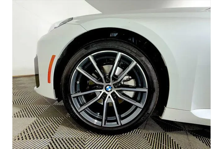 $39943 : BMW 2 Series 2024 AWD 230i x image 8