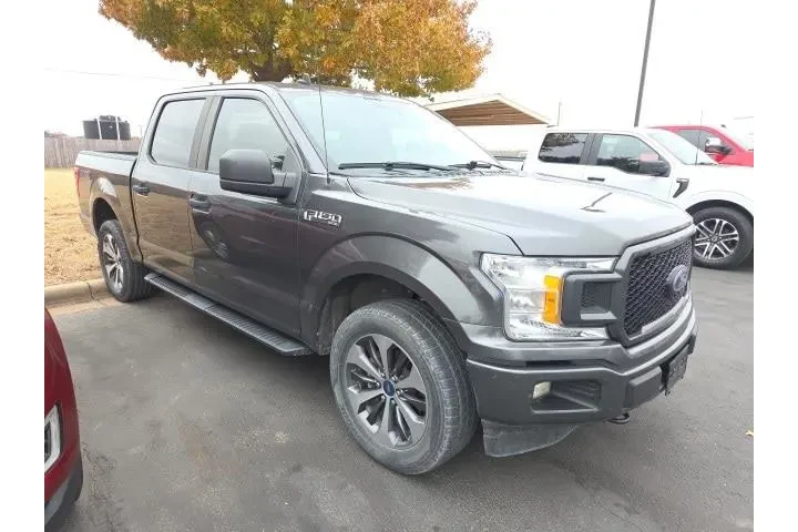$26490 : Ford F-150 2020 4x4 XL 4dr S image 2