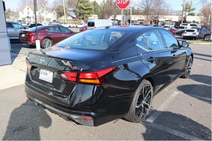 $19265 : Nissan Altima 2025 2.5 SR 4d image 6