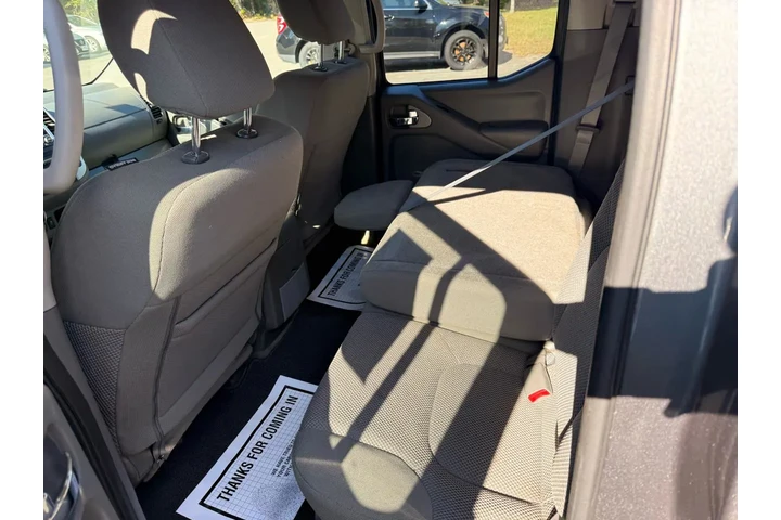 $18900 : Nissan Frontier 2018 4x4 S 4 image 7