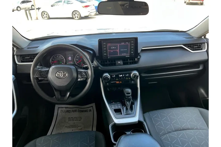 2021 RAV4 XLE AWD image 9