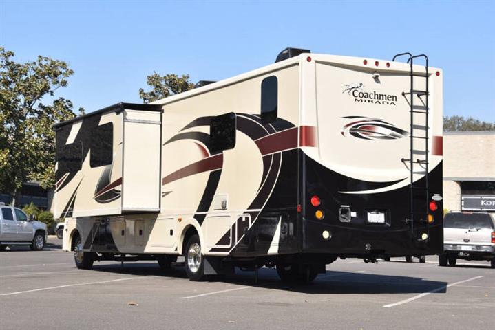 $89999 : 2019 Coachmen RV MIRADA 35BH image 7