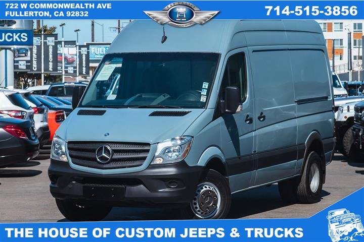 2015 Sprinter Cargo Vans RWD image 1