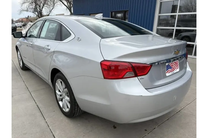 $14990 : 2018 Impala LT image 9