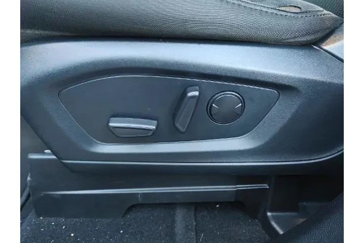 $21513 : Ford Explorer 2022 AWD XLT 4 image 9