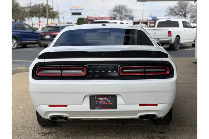 $18999 : 2018 Challenger SXT image 7