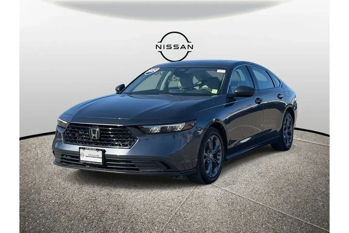 $24985 : Honda Accord 2024 EX 4dr Sed image 4