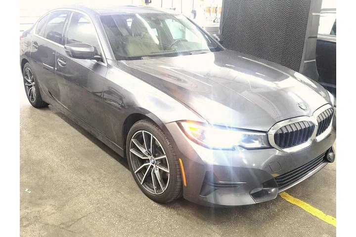 $24998 : BMW 3 Series 2020 330i 4dr S image 1