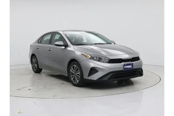 $18998 : Kia Forte 2024 LXS 4dr Sedan image 1