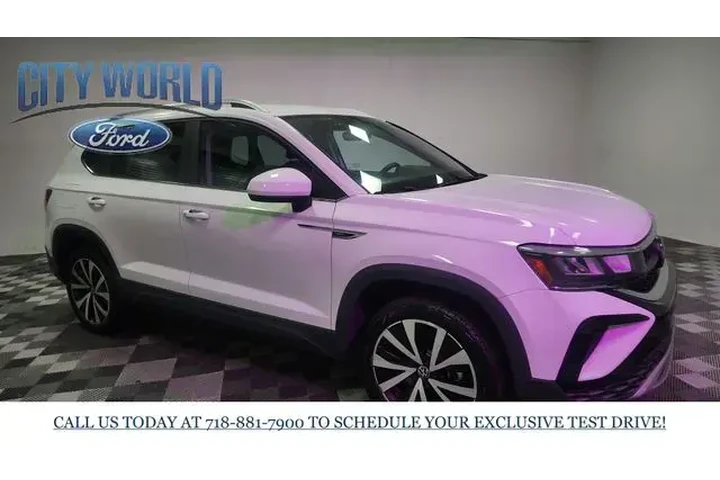 $19432 : Volkswagen Taos 2024 SE 4dr image 8