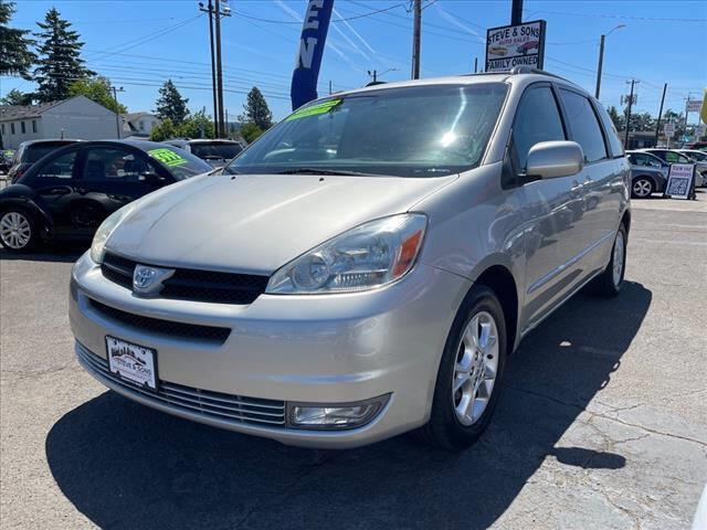 $7995 : 2004 Sienna XLE 7 Passenger image 5