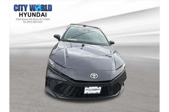 $29073 : Toyota Camry 2025 AWD LE 4dr image 8