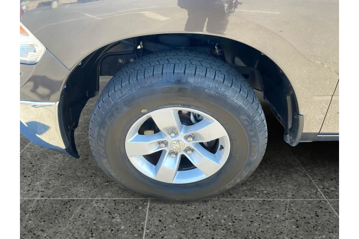 $38763 : Ram 1500 Classic 2023 image 7