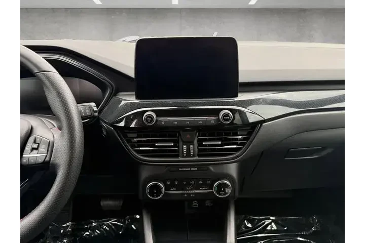 $21541 : Ford Escape 2025 ST-Line 4dr image 3