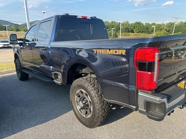 $69998 : PRE-OWNED 2023 FORD F-250SD L image 5
