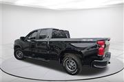 $24990 : Pre-Owned 2021 Silverado 1500 thumbnail