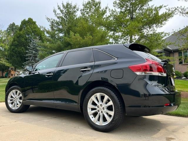 $6000 : 2013 Toyota Venza XLE image 2