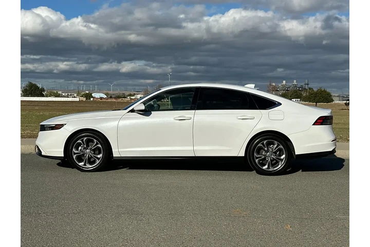 $26953 : Honda Accord 2023 EX 4dr Sed image 7