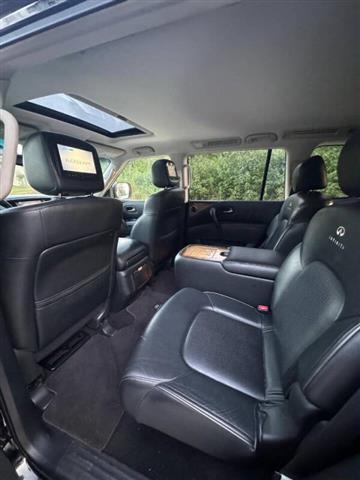 $8500 : 2011 QX56 image 9