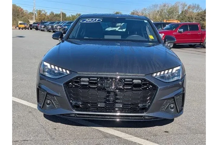 $27992 : Audi A4 2023 AWD quattro S l image 8