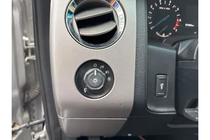 $11087 : Ford Expedition EL 2017 4x2 image 7