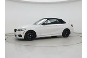 $37998 : BMW 2 Series 2019 AWD M240i thumbnail