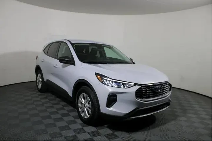 $23500 : Ford Escape 2025 AWD Active image 1