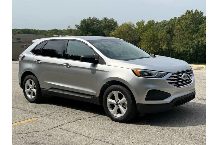 $15999 : 2020 Edge SE image 4